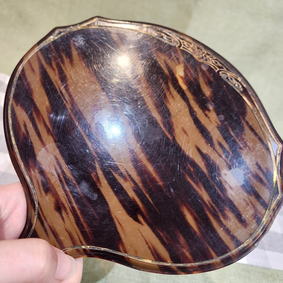 Tortoise Shell Handheld Mirror - Picture 7 of 9